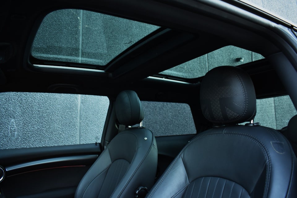 MINI Cooper SE Yours Trim 3d
