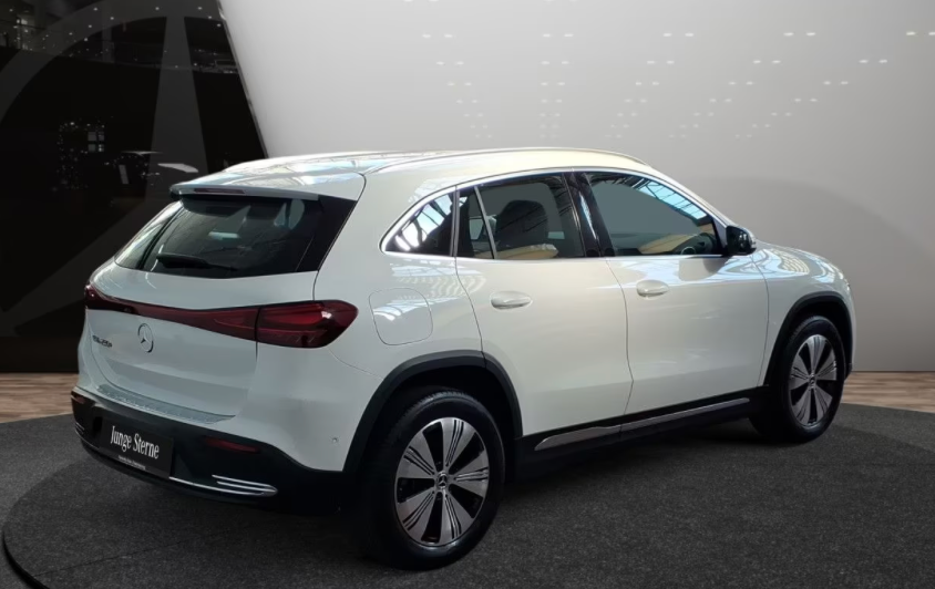 Mercedes EQA250+ Progressive Advance 5d