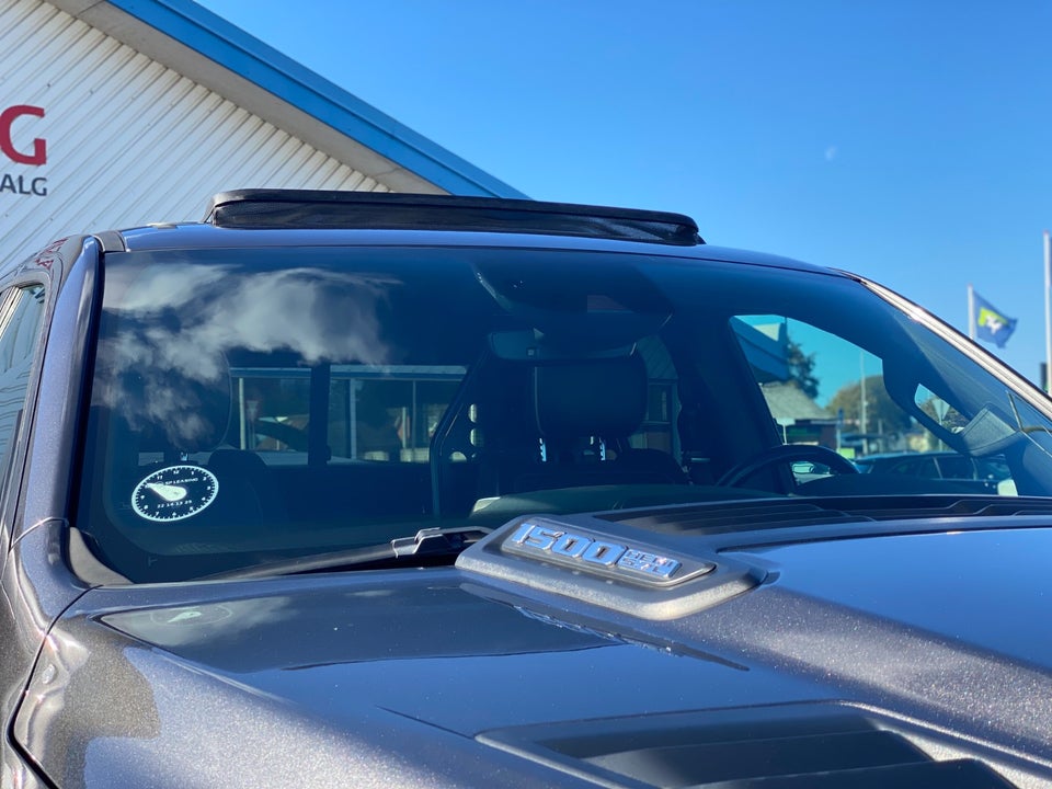 Dodge RAM 1500 5,7 V8 Laramie Crew Cab aut. 4x4 4d