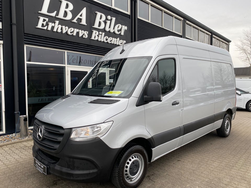Mercedes Sprinter 215 2,0 CDi A2 Kassevogn aut. FWD