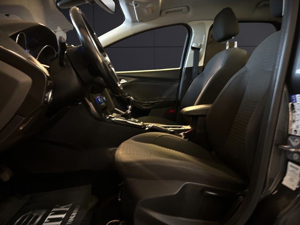 Ford Focus 1,0 SCTi 125 Titanium stc. 5d