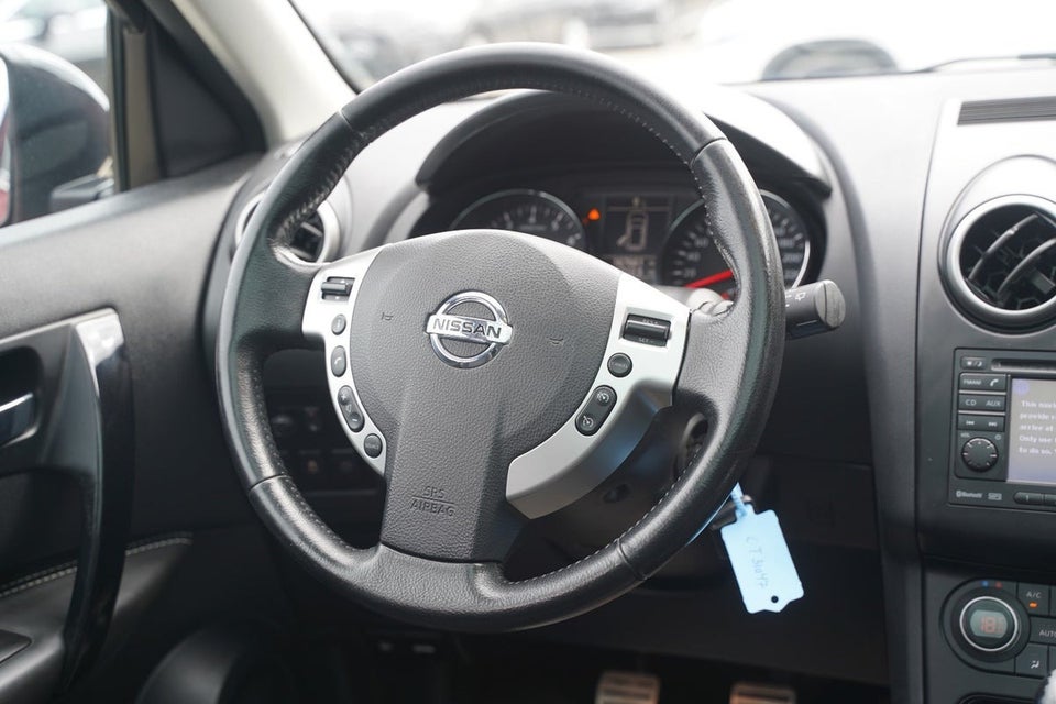 Nissan Qashqai 1,6 Tekna 5d