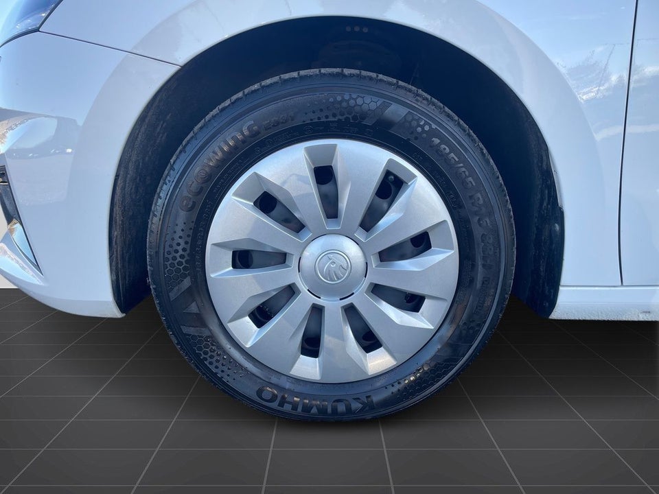 Skoda Fabia 1,0 MPi 80 Essence 5d