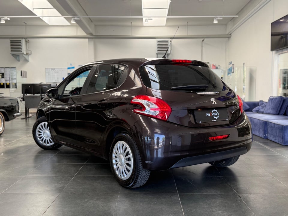 Peugeot 208 1,2 VTi Active 5d
