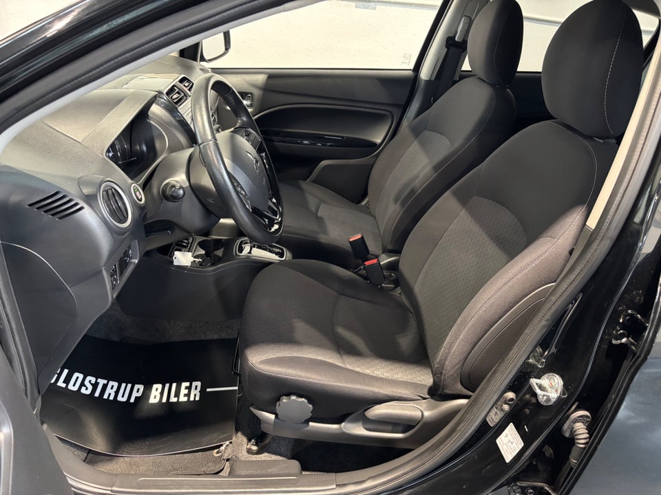 Mitsubishi Space Star 1,2 Invite+ CVT 5d