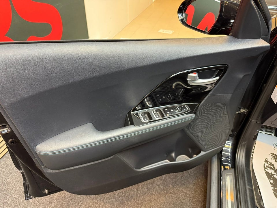 Kia e-Niro 64 Premium 5d