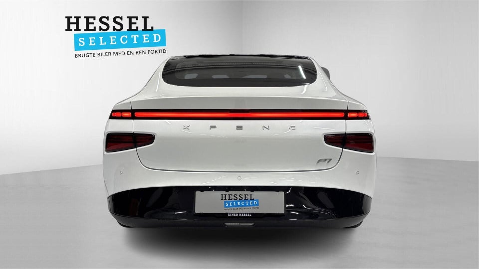 Xpeng P7 Long Range 4d