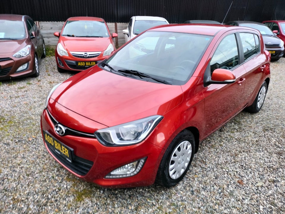 Hyundai i20 1,25 Comfort 5d