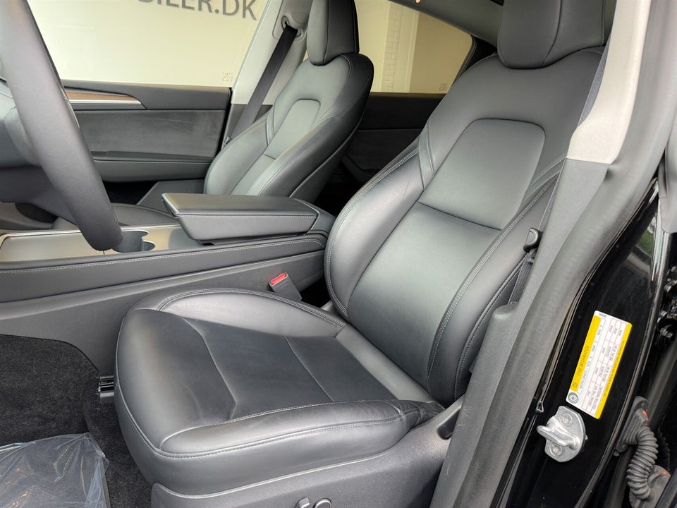 Tesla Model Y Long Range RWD 5d