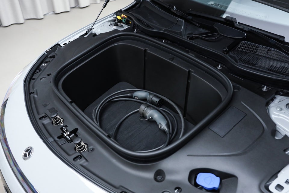 Mercedes CLA250+ electric AMG Advance Plus 4d