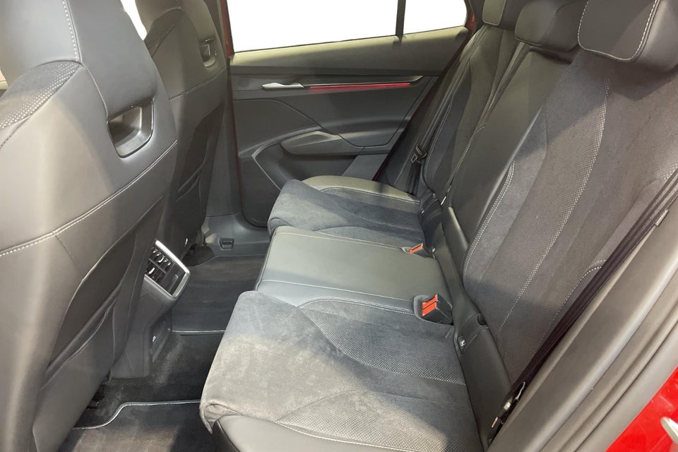 Skoda Elroq 60 iV Sportline 5d