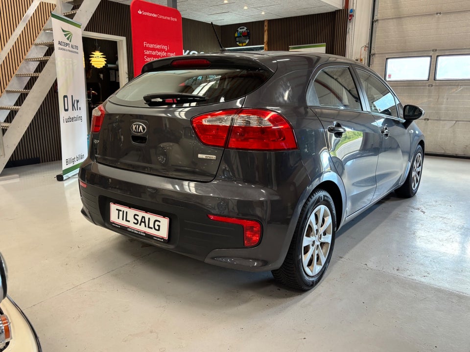 Kia Rio 1,2 CVVT Style+ 5d