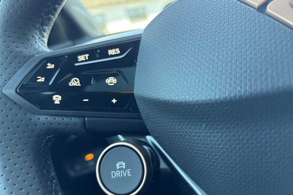 Cupra Tavascan 77 Adrenaline 5d