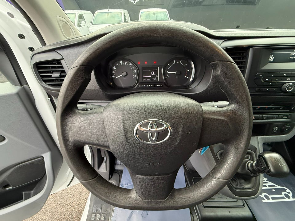 Toyota ProAce 2,0 D 120 Long Comfort 5d