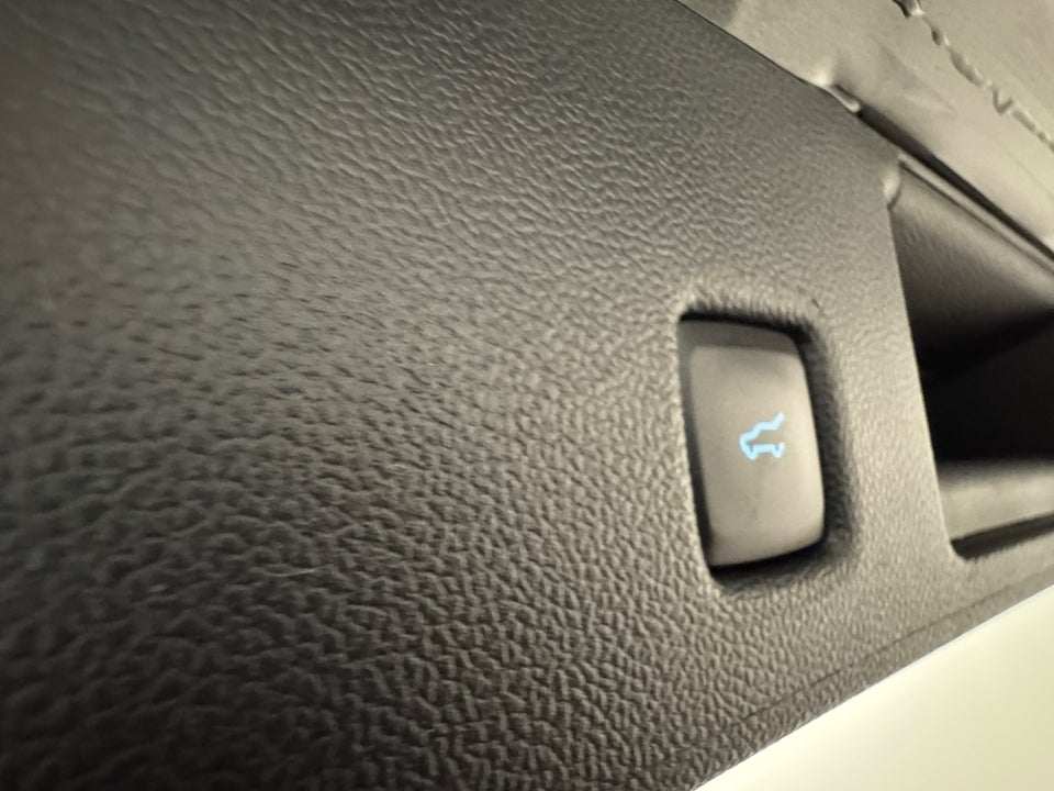 Ford Kuga 2,5 PHEV Titanium X CVT 5d