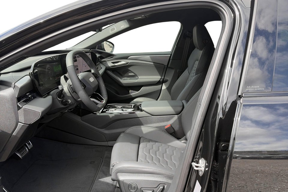 Audi A6 e-tron S-line plus Avant quattro 5d