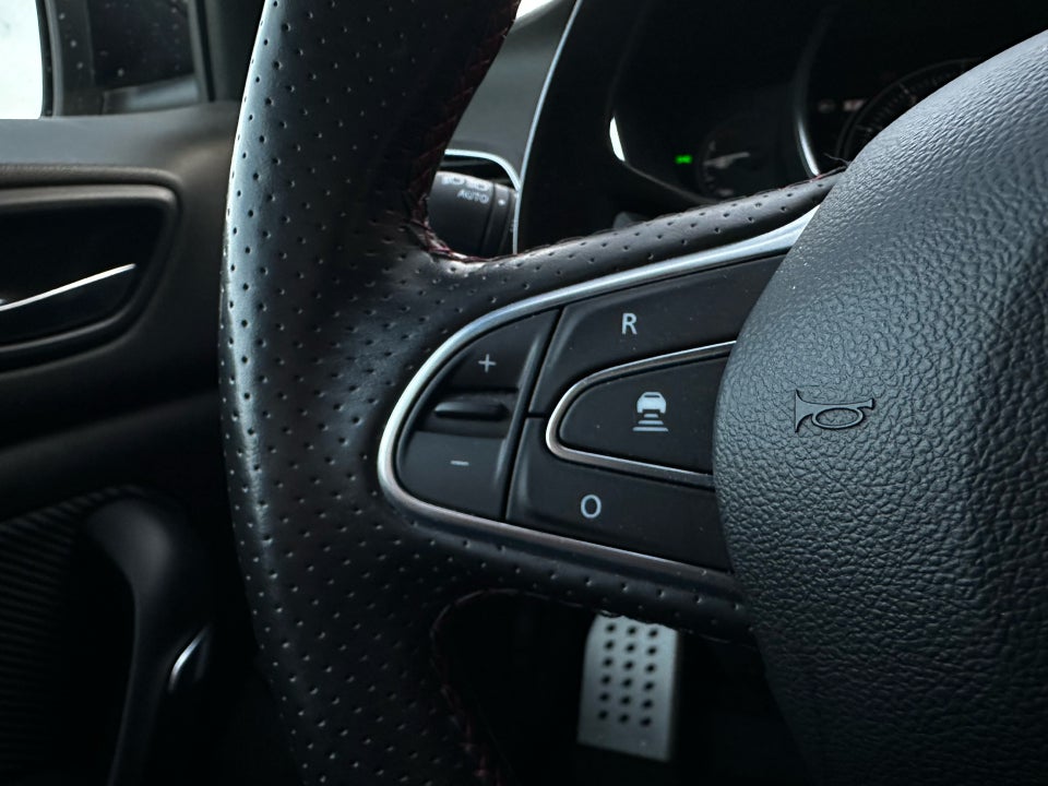 Renault Megane IV 1,8 TCe 280 R.S. 5d