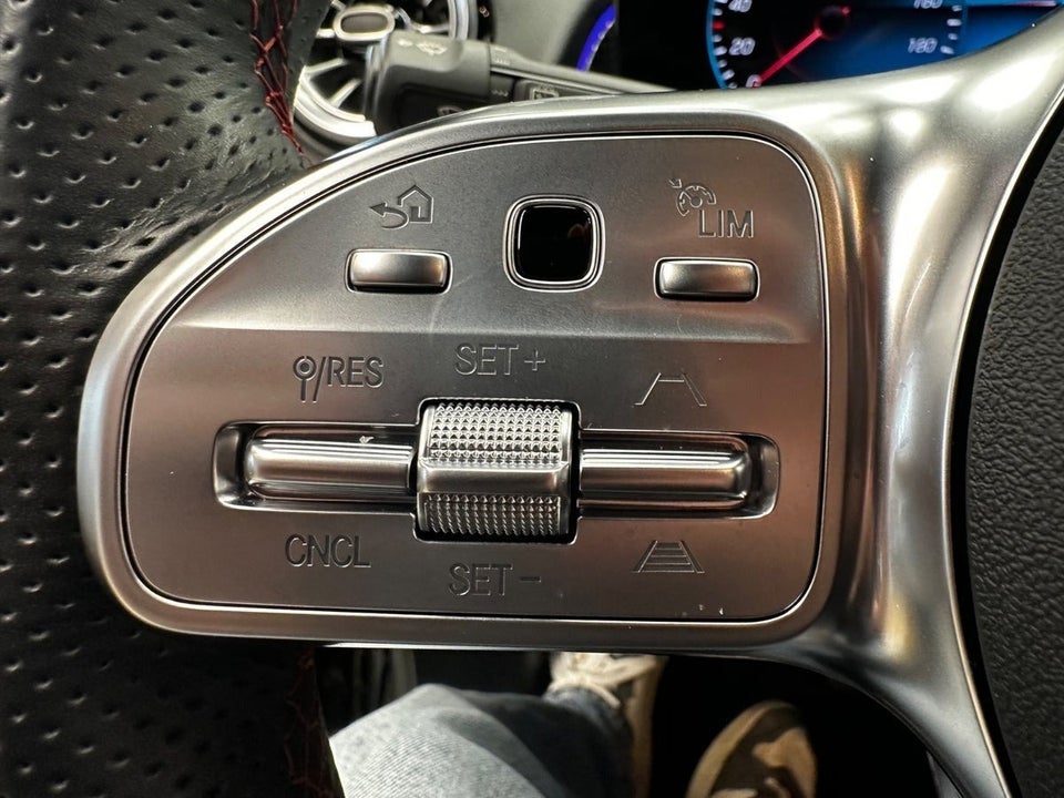 Mercedes EQB350 AMG Line 4Matic 5d