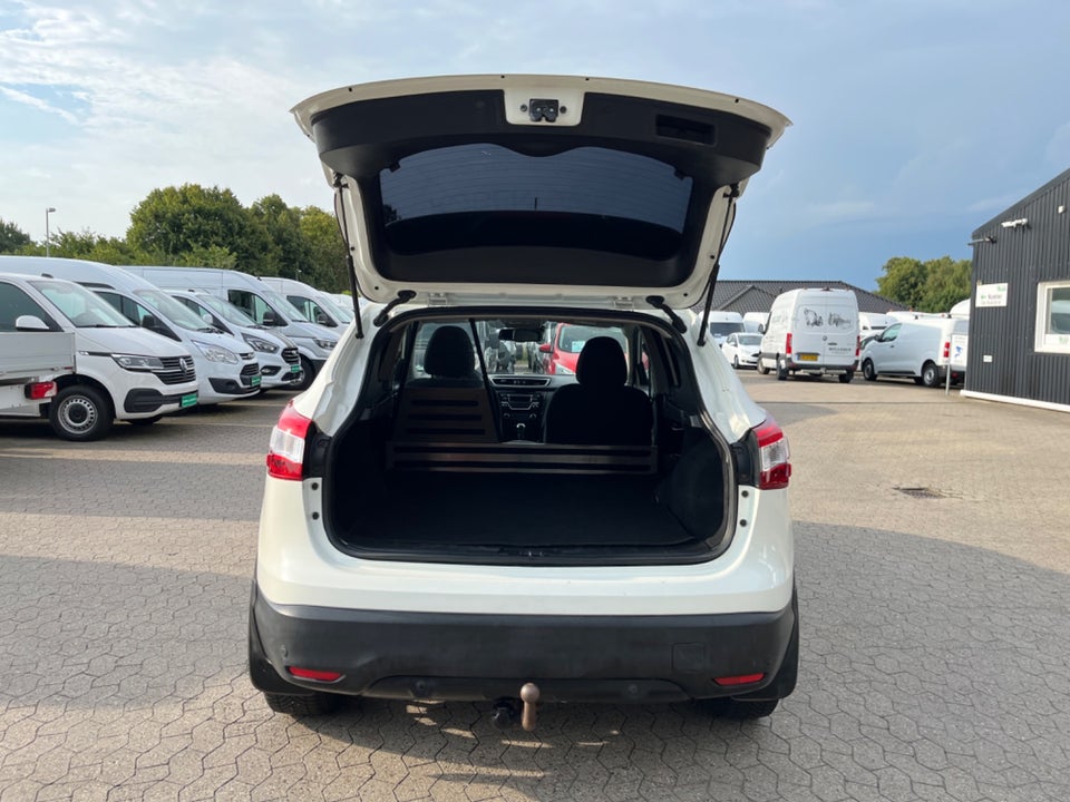 Nissan Qashqai 1,5 dCi 110 Visia Van 5d