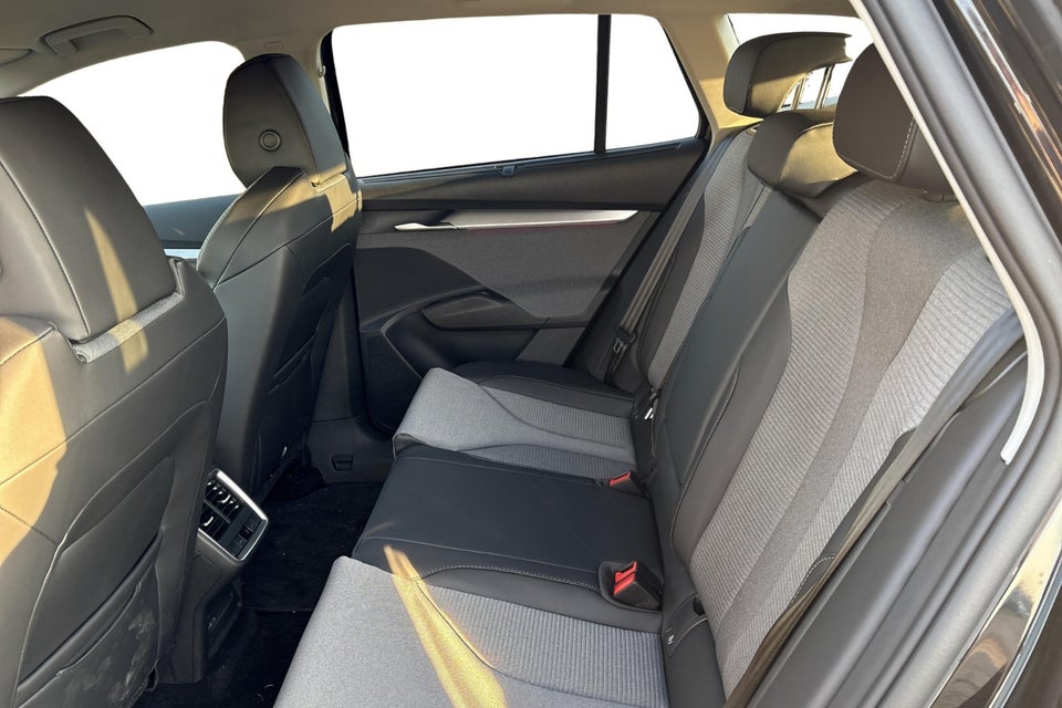 Skoda Enyaq 85 iV Advanced 5d