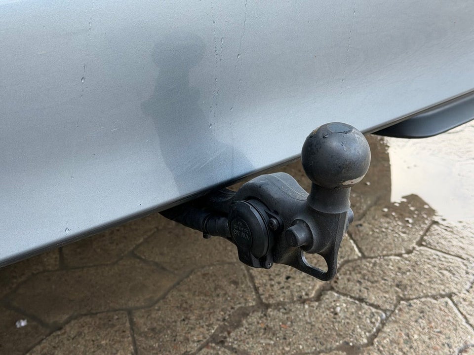 VW ID.Buzz 77 Pro SWB 5d