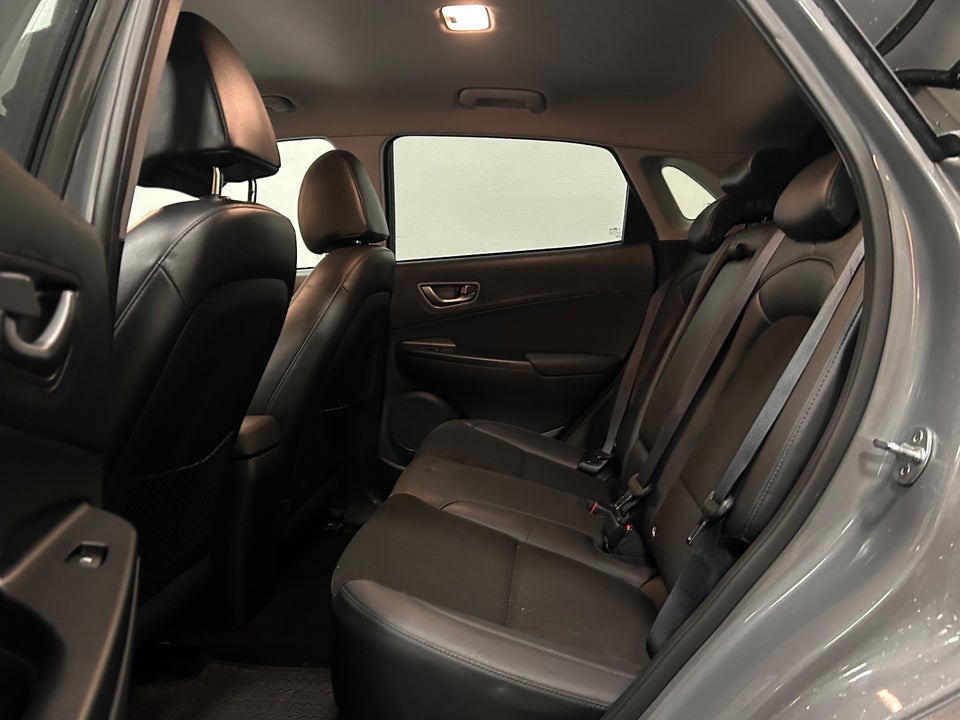 Hyundai Kona 64 EV Advanced 5d