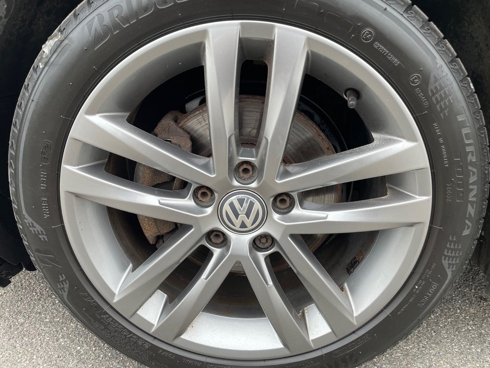 VW Golf VII 2,0 TDi 150 R-line BMT Van 5d