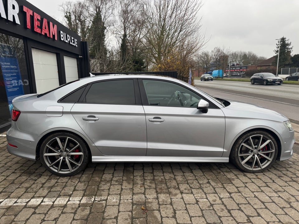Audi S3 2,0 TFSi quattro 4d