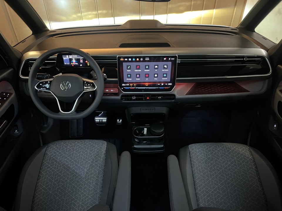 VW ID.Buzz 86 7prs LWB 5d