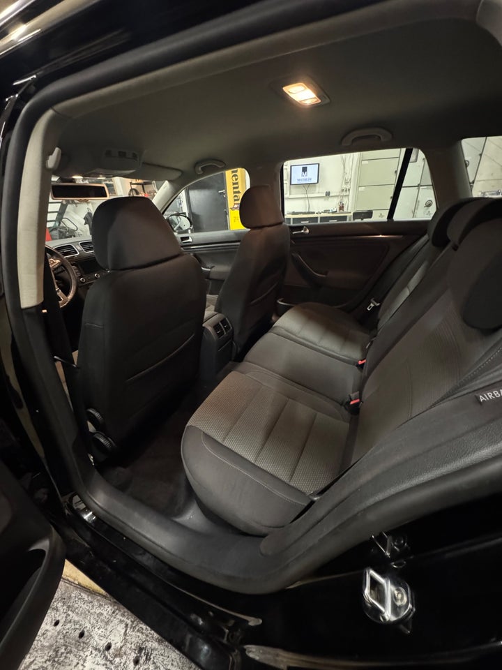 VW Golf VI 1,4 TSi 122 Comfortline 5d