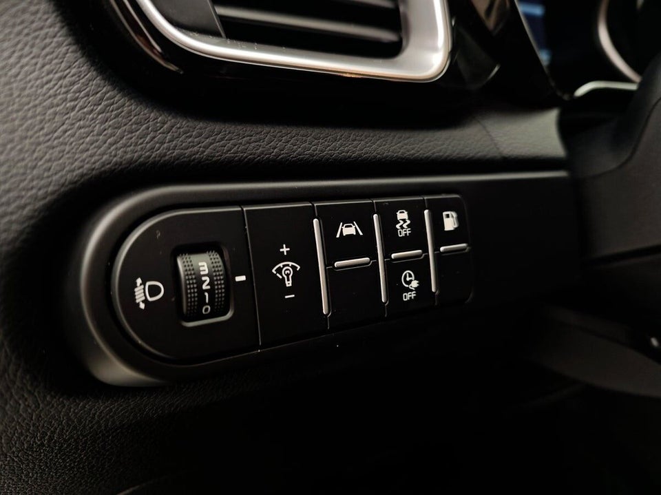 Kia Ceed 1,6 PHEV Prestige SW DCT 5d