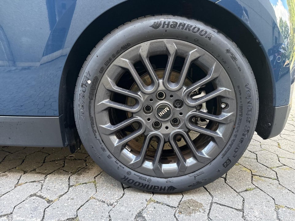 MINI Cooper SE Favoured Trim XL 3d