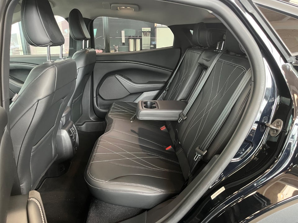 Ford Mustang Mach-E 75 Premium Standard Range 5d