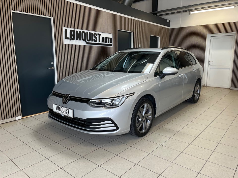 VW Golf VIII 1,5 eTSi 130 Life Variant DSG 5d