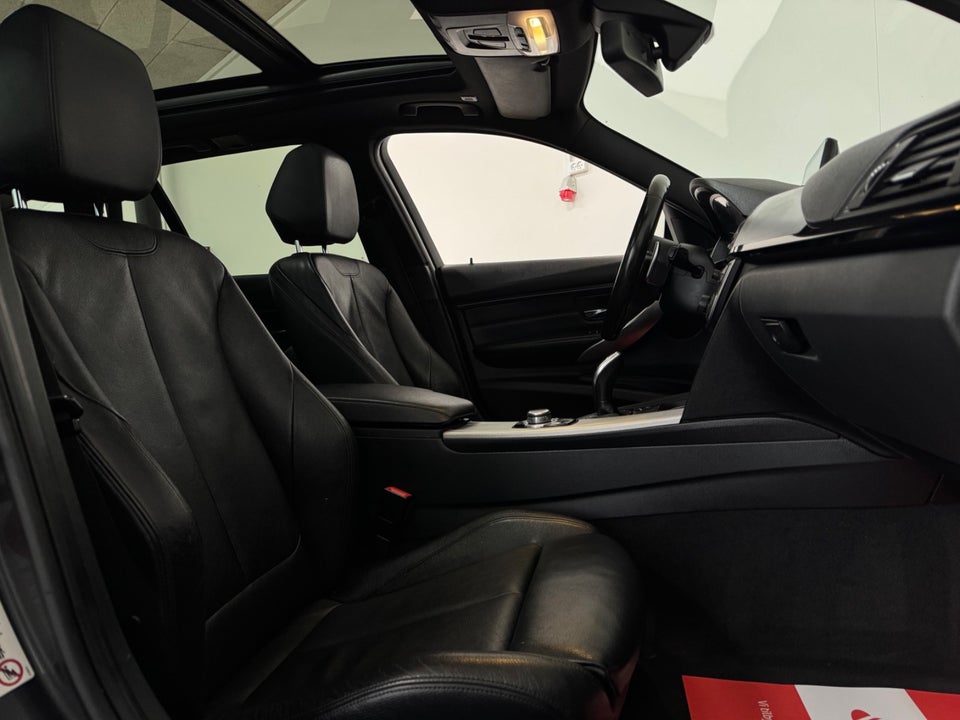 BMW 330d 3,0 Touring M-Sport aut. 5d