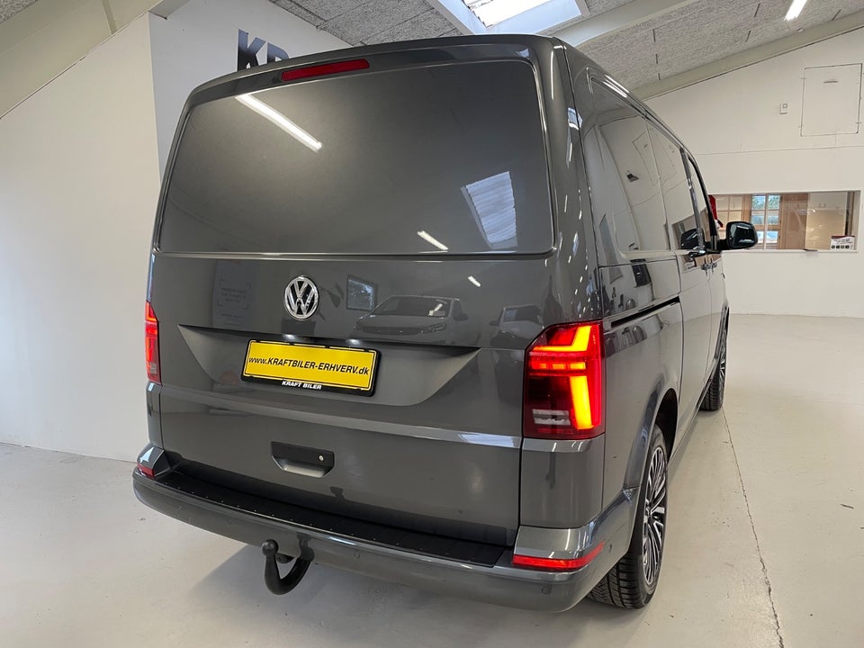 VW Transporter 2,0 TDi 199 Kassevogn DSG 4Motion kort