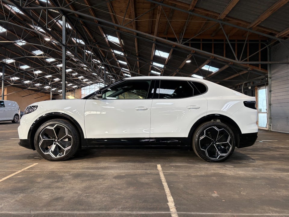 Ford Capri 79 Premium Extended Range AWD 5d