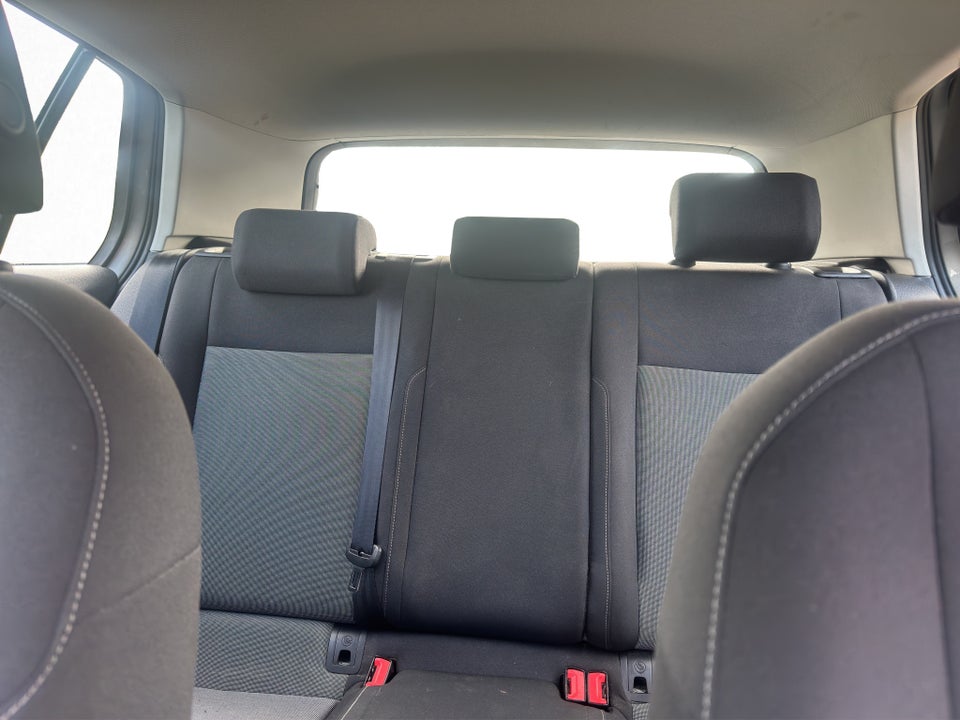 VW Golf VII 1,2 TSi 85 Startline BMT 5d