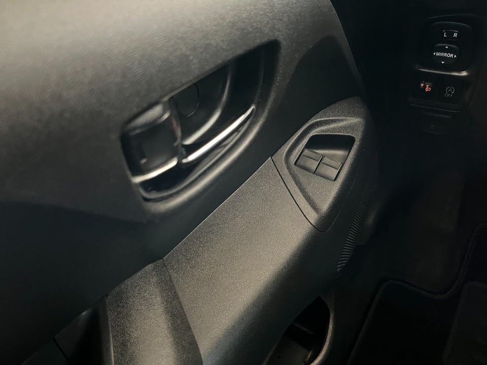 Toyota Aygo 1,0 VVT-i x-black 5d