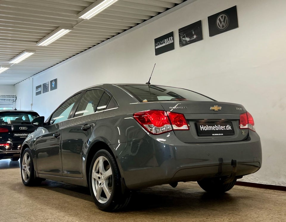 Chevrolet Cruze 2,0 VCDi 163 LS 4d