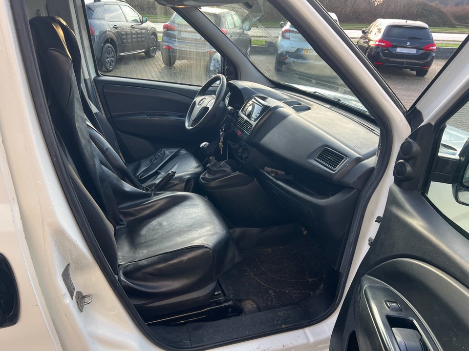 Opel Combo 1,3 CDTi 90 L2H1 eco 5d