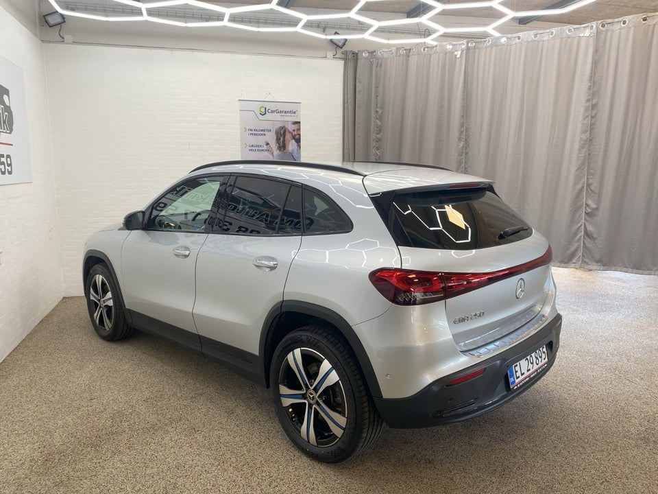 Mercedes EQA250 Progressive 5d