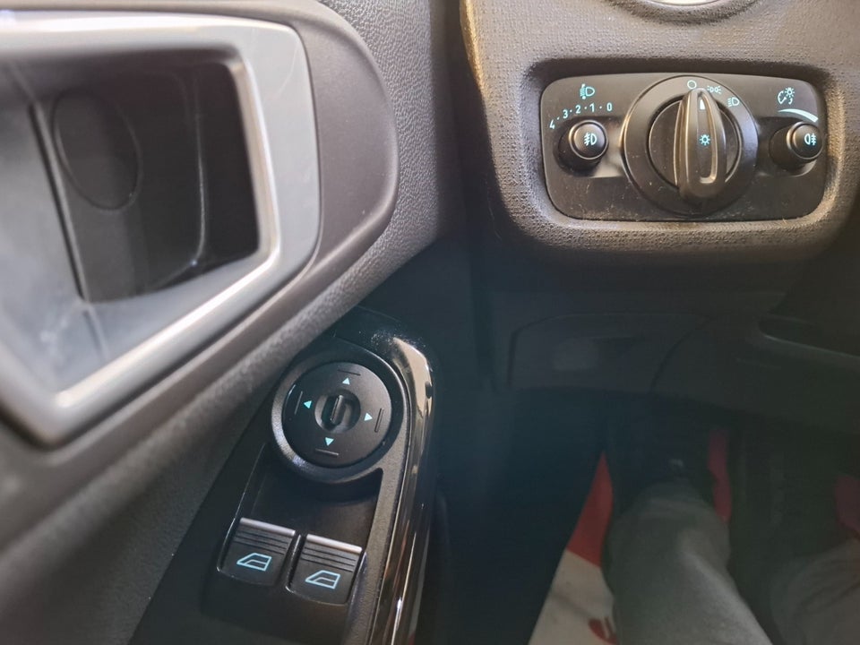 Ford Fiesta 1,0 SCTi 100 Titanium 5d