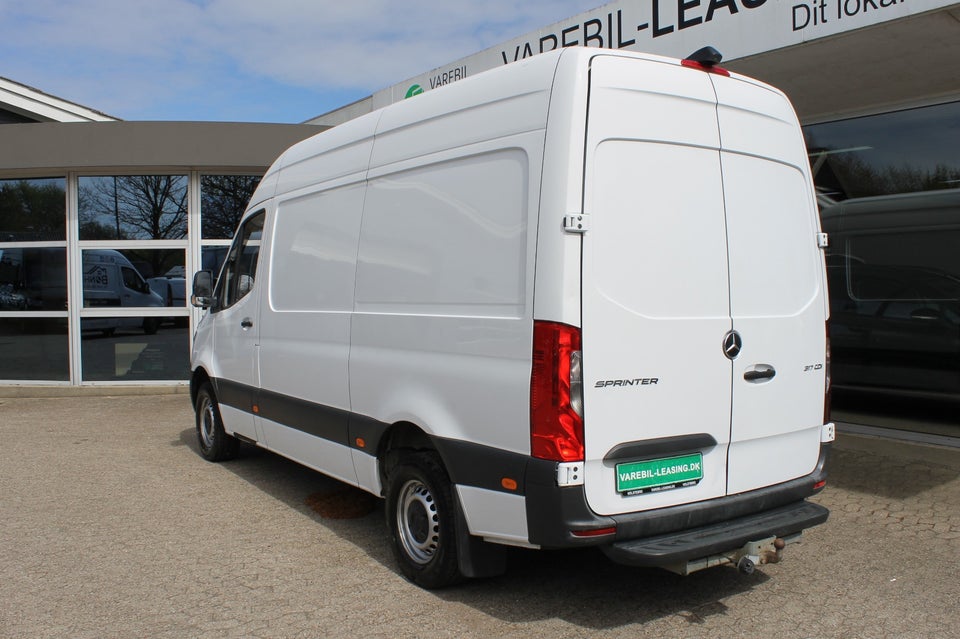 Mercedes Sprinter 317 2,0 CDi A2 Kassevogn aut. RWD