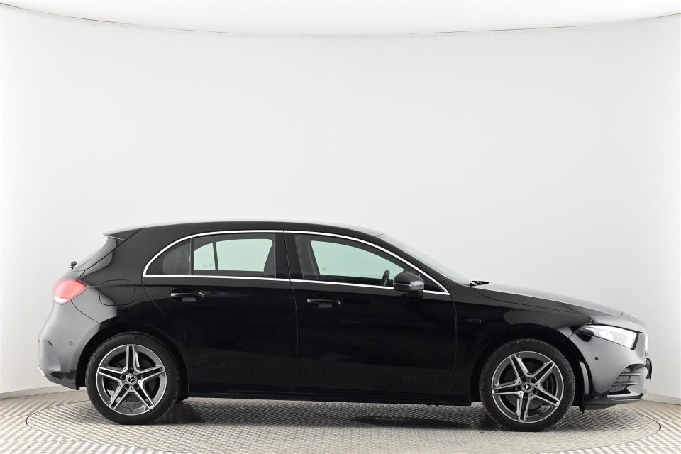 Mercedes A250 e 1,3 AMG Line aut. 4d