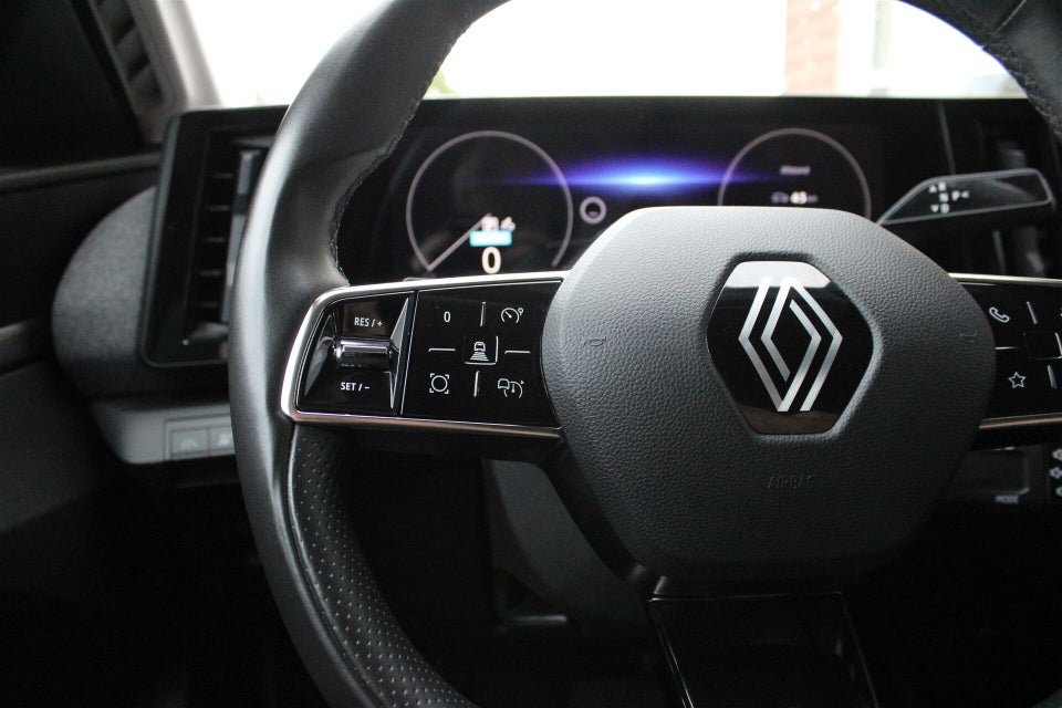 Renault Megane E-Tech 60 Equilibre 5d