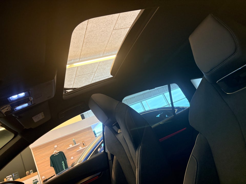 Skoda Enyaq 85 iV Sportline Advanced 5d