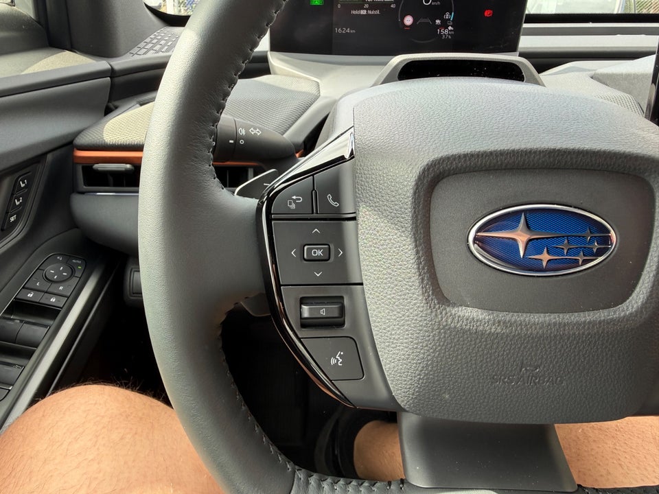 Subaru Uncharted 77 Touring AWD 5d
