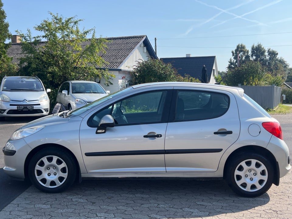 Peugeot 207 1,4 XR+ 5d