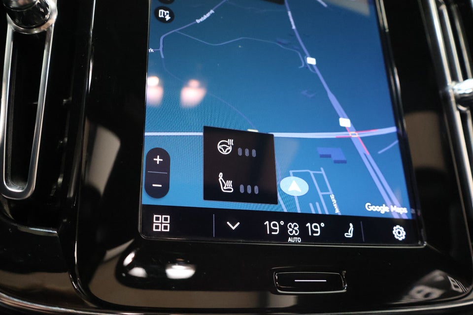 Volvo XC40 P8 ReCharge Twin Pro 5d